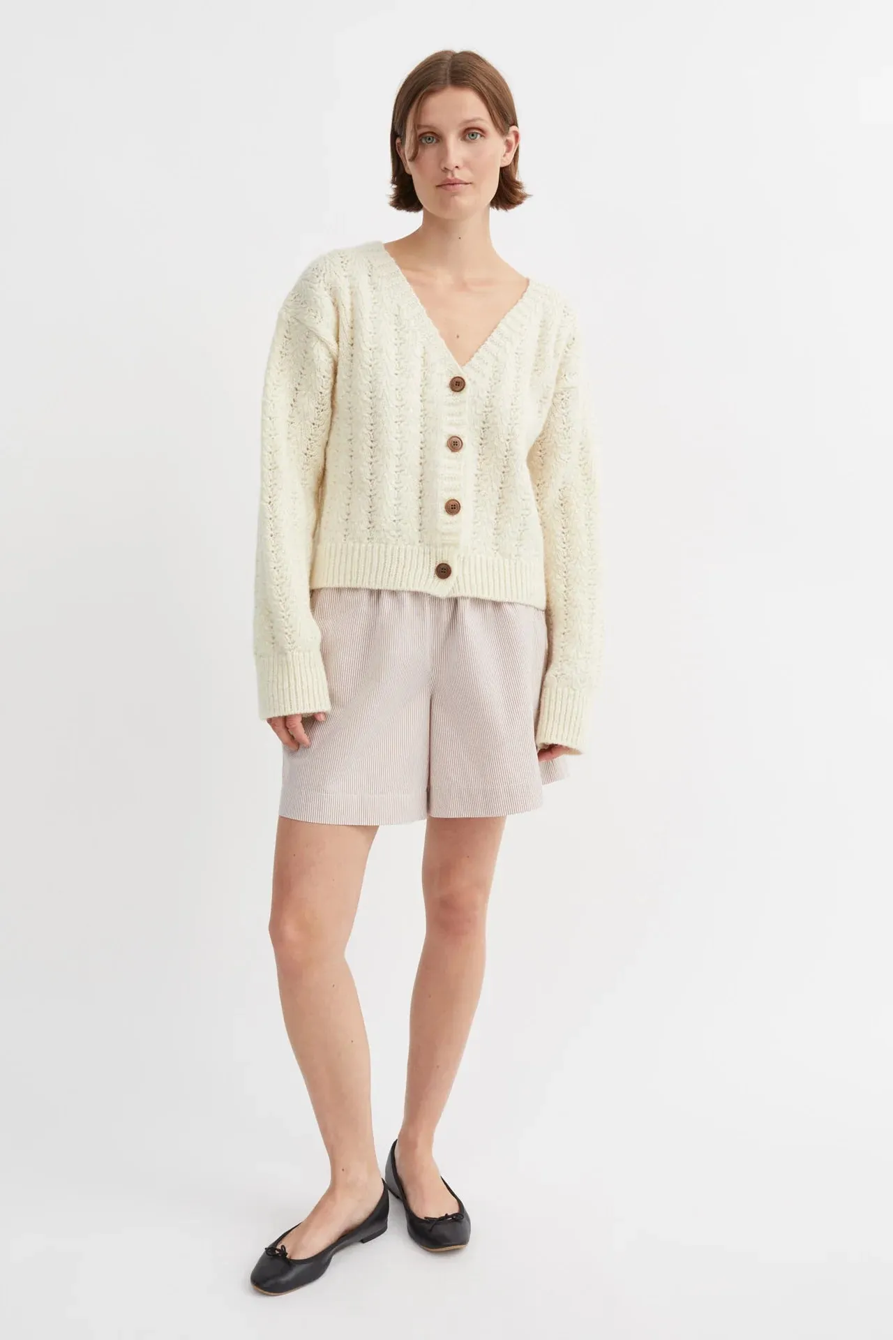 Edgar Shorts | Warm Beige & White Stripe