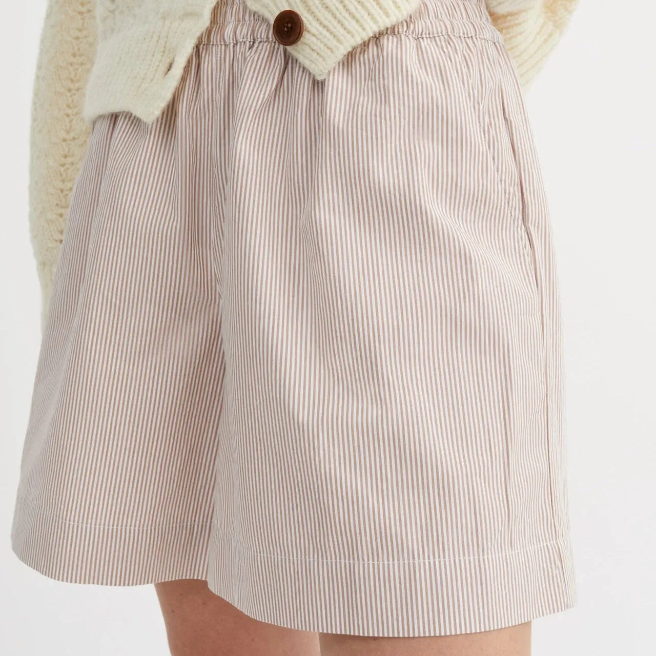 Edgar Shorts | Warm Beige & White Stripe