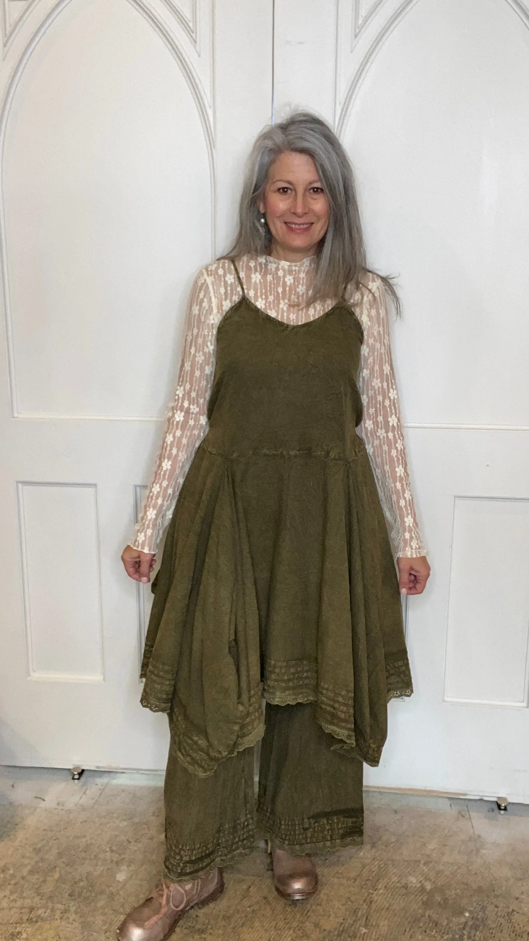 Elastic Waist Pants in Moss Green #216