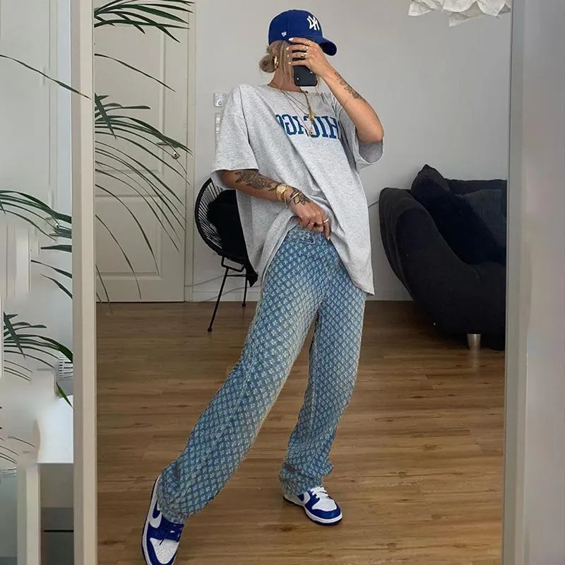 Hole Distressed Wash Pattern Jeans