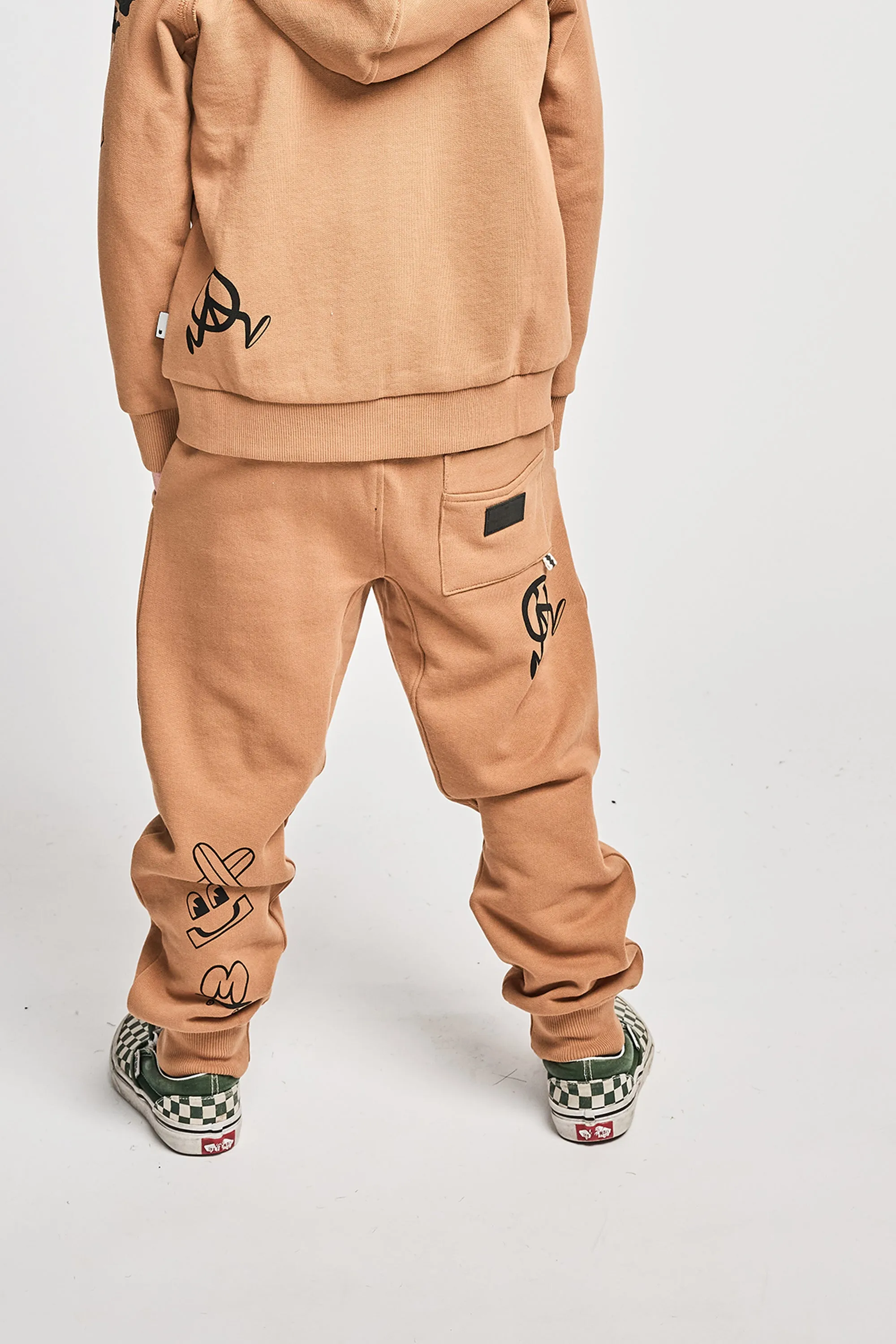 LESSGO TRACK PANT