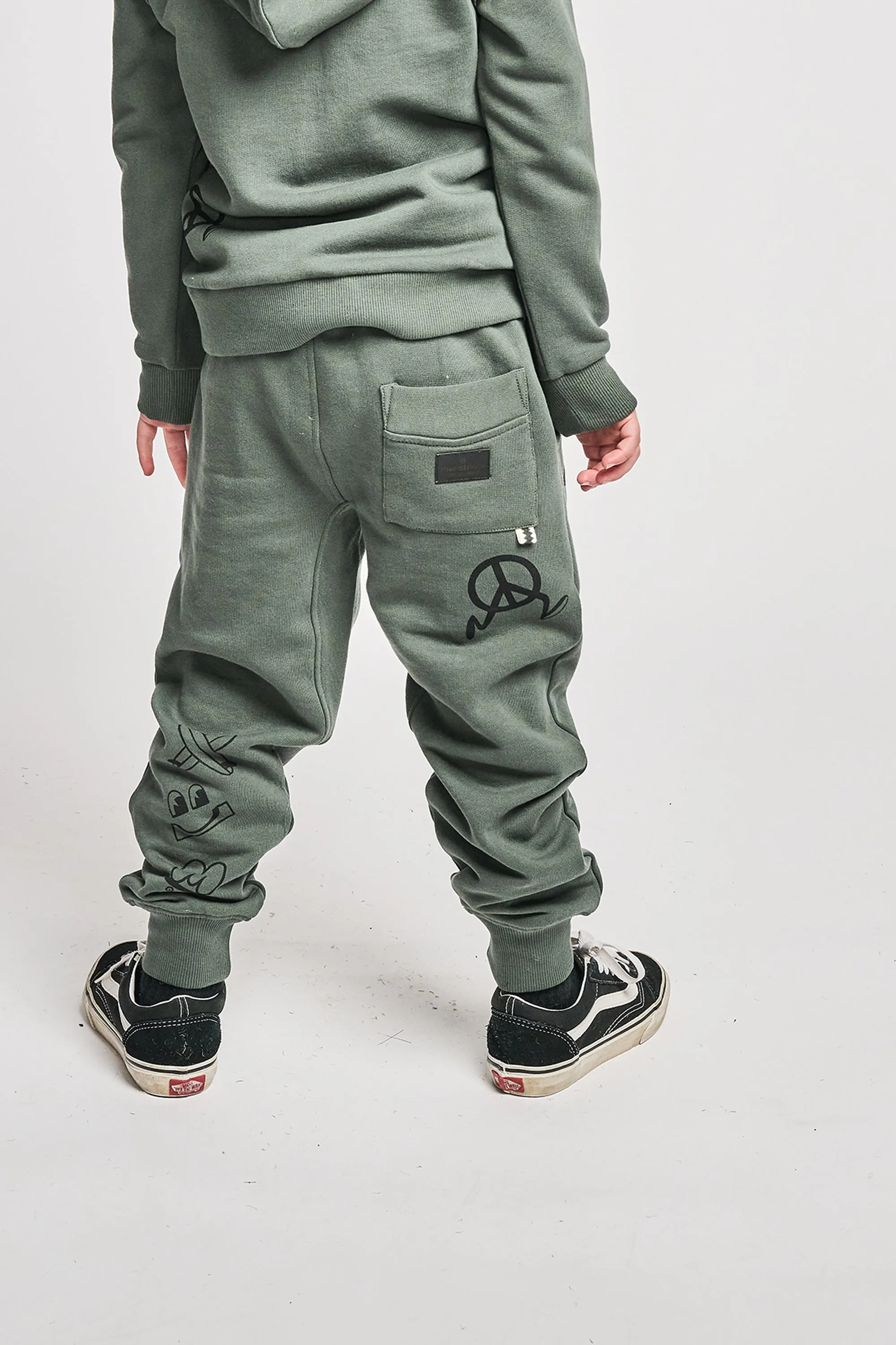 LESSGO TRACK PANT