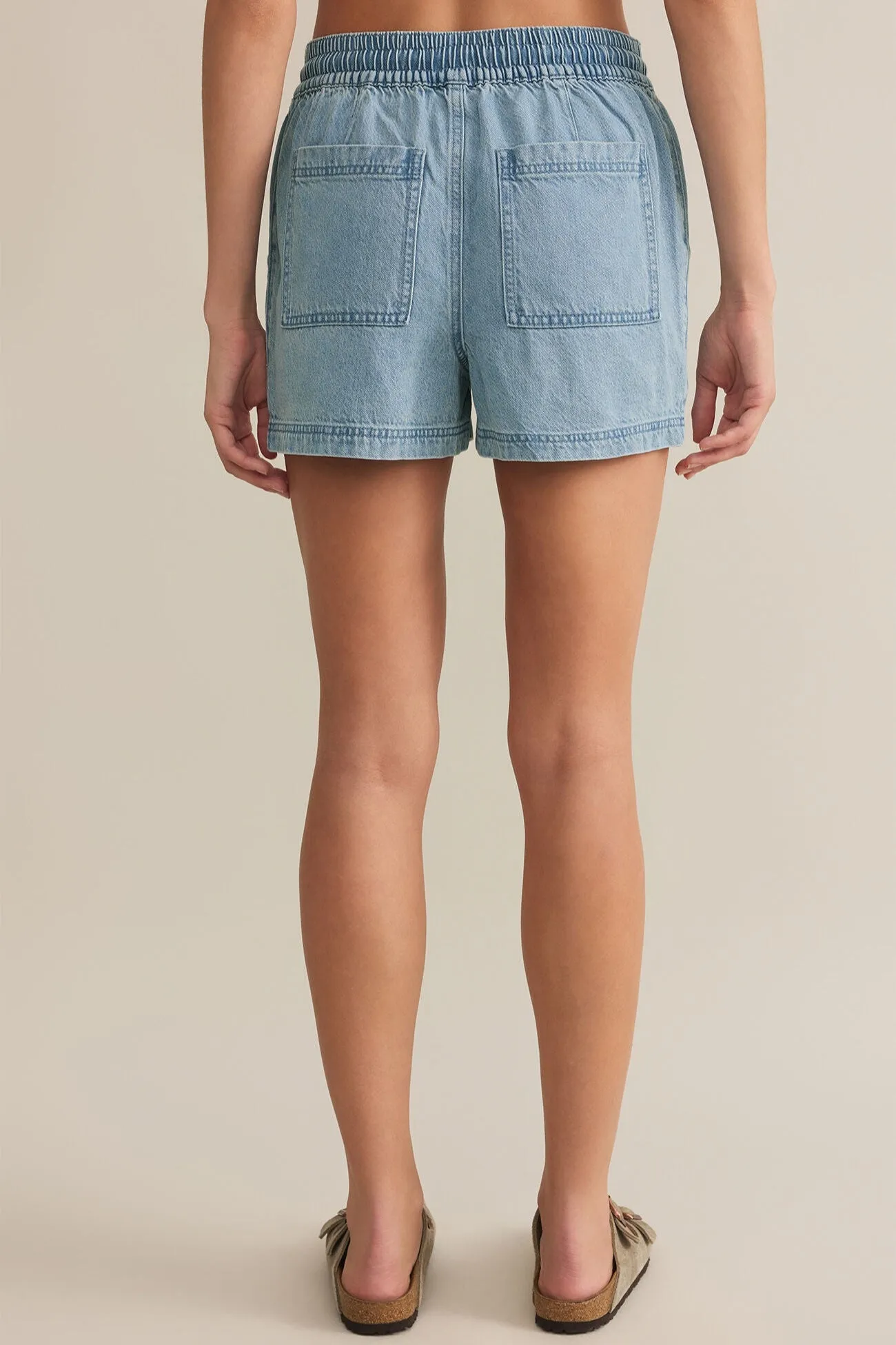 patch pocket denim short