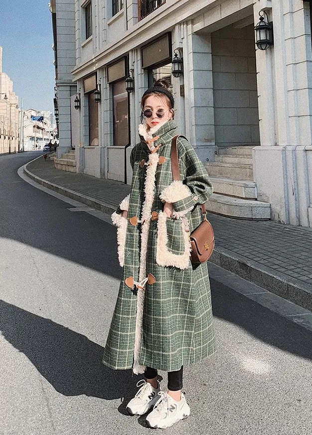 Plaid Loose Woolen Horn Button Winter Women's Coat