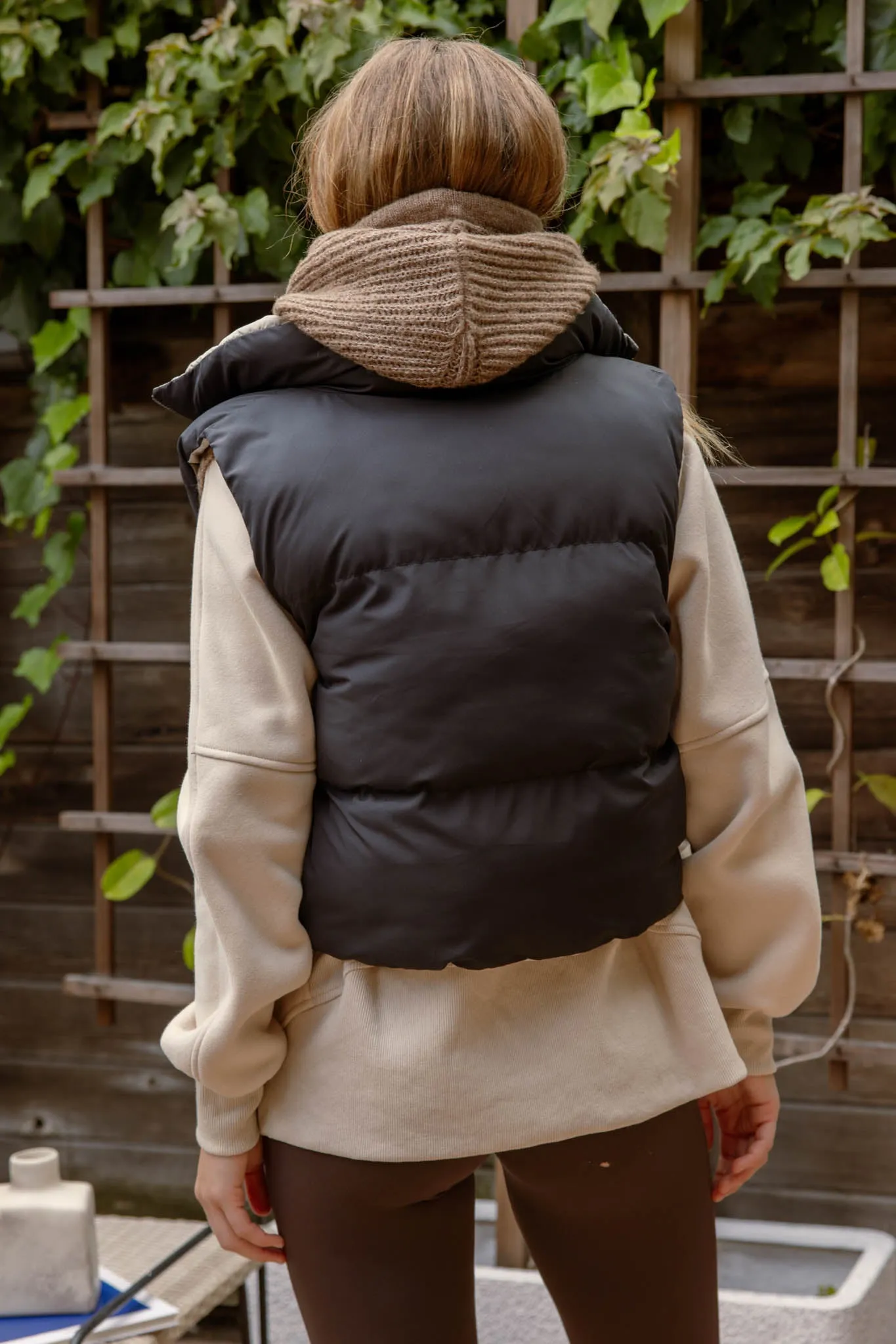 REVERSIBLE ZIP UP CROPPED PUFFER VEST
