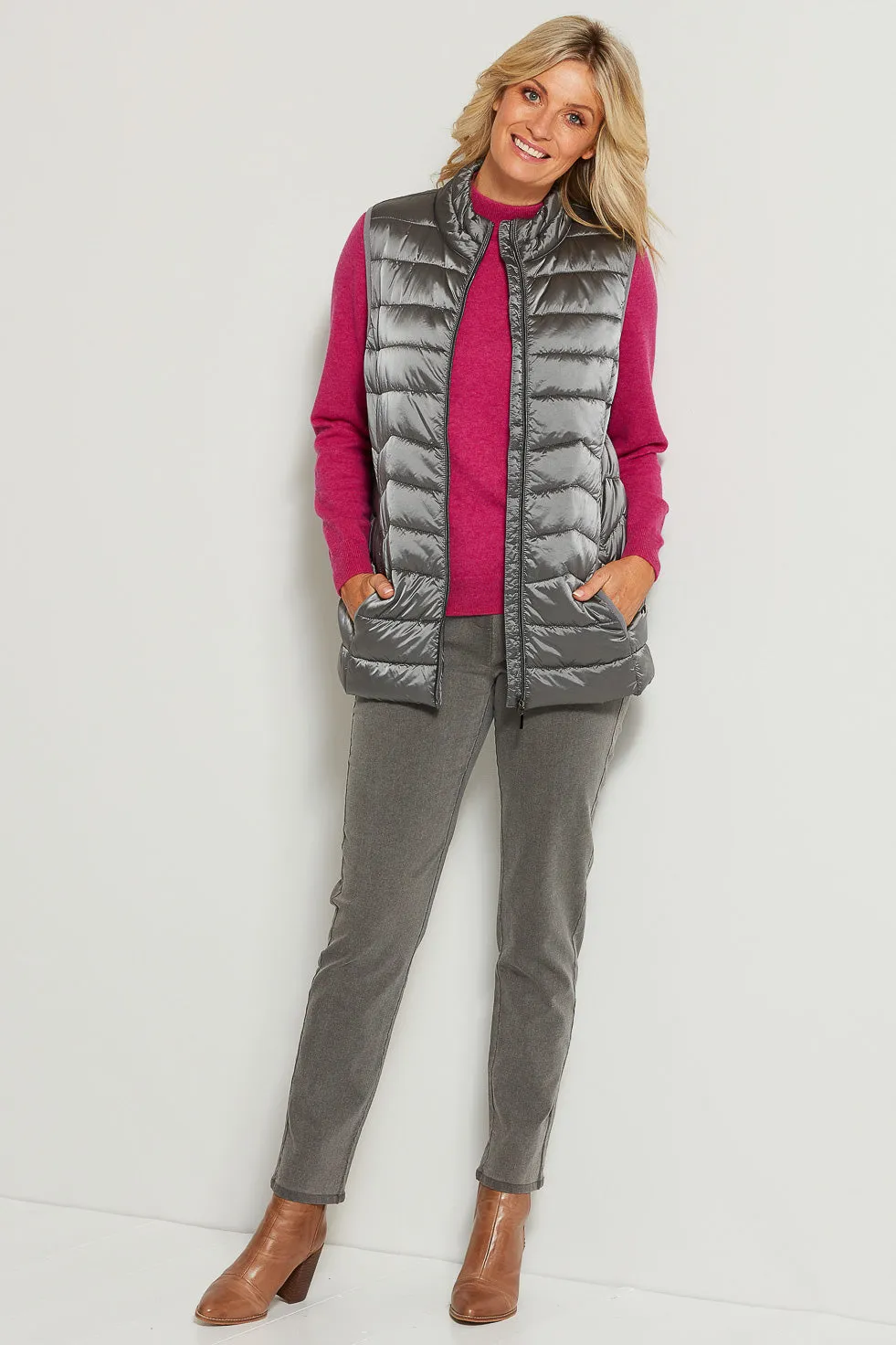WINTER SKYLINE PADDED ZIP UP VEST